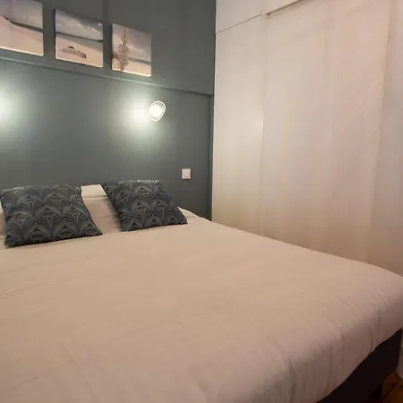 Une Petite Escale Dans Le Centre Historique Montauban Extérieur photo